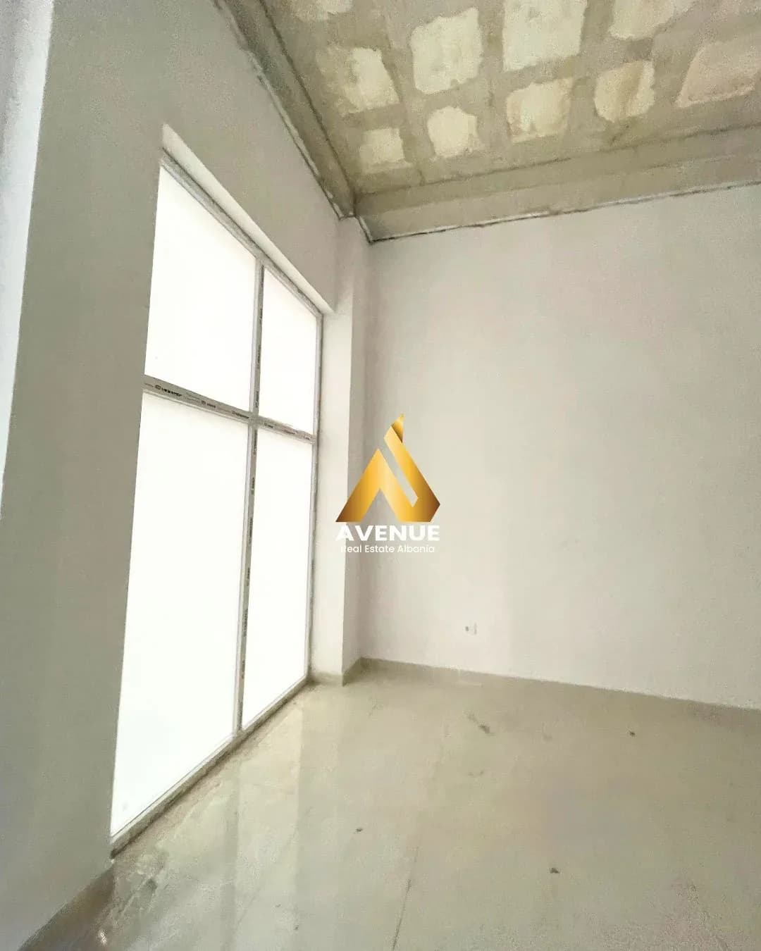 AMBIENT BIZNESI PREMIUM PËR SHITJE – BULEVARDI I RI, REZIDENCA AVID, STACIONI I TRENIT, TIRANE 4