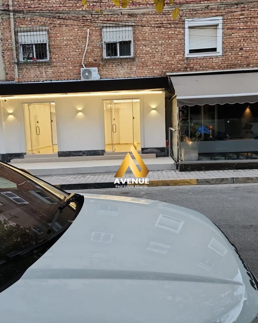 JEPET ME QIRA AMBIENT – 21 DHJETORI, PRANË MARKET JOENA, TIRANË 4
