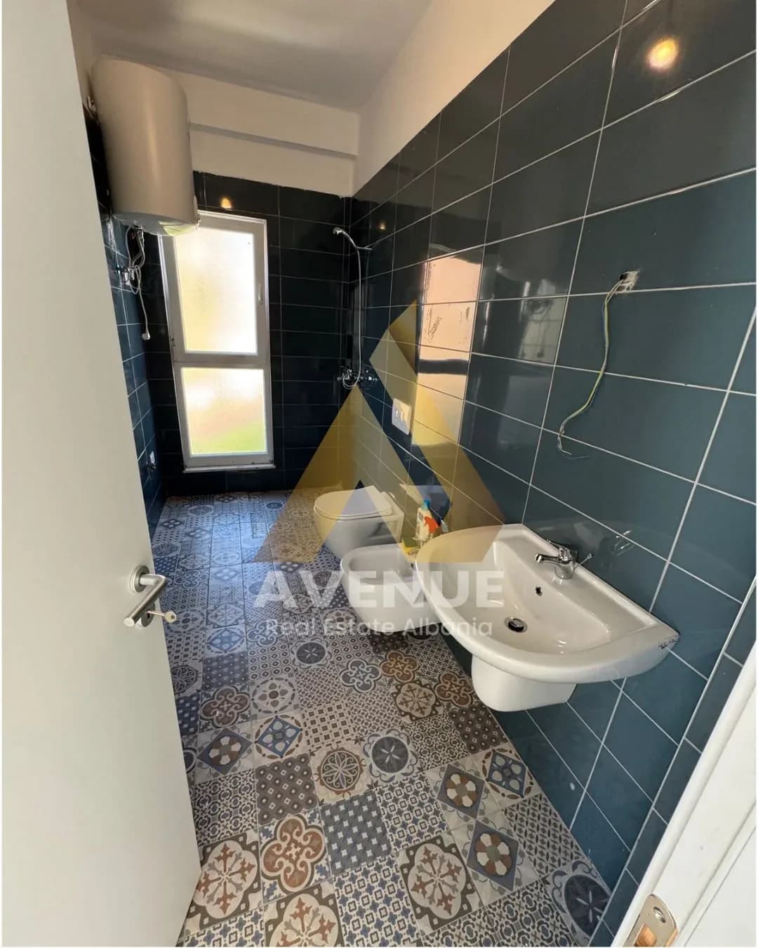 APARTAMENT 1+1 ME QERA KOMPLEKSI AURA, RRUGA DRITAN HOXHA, TIRANË 2