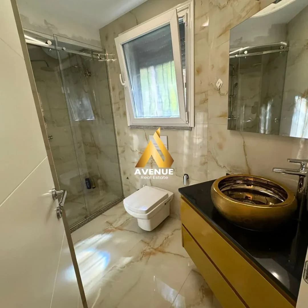 Jepet me qira apartament 2+1 te Liqeni i Thatë (buzë liqenit)