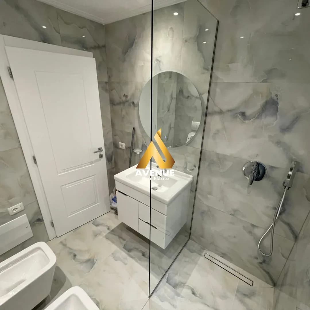 Jepet me qira Apartament 2+1+2 – Liqeni I thatë