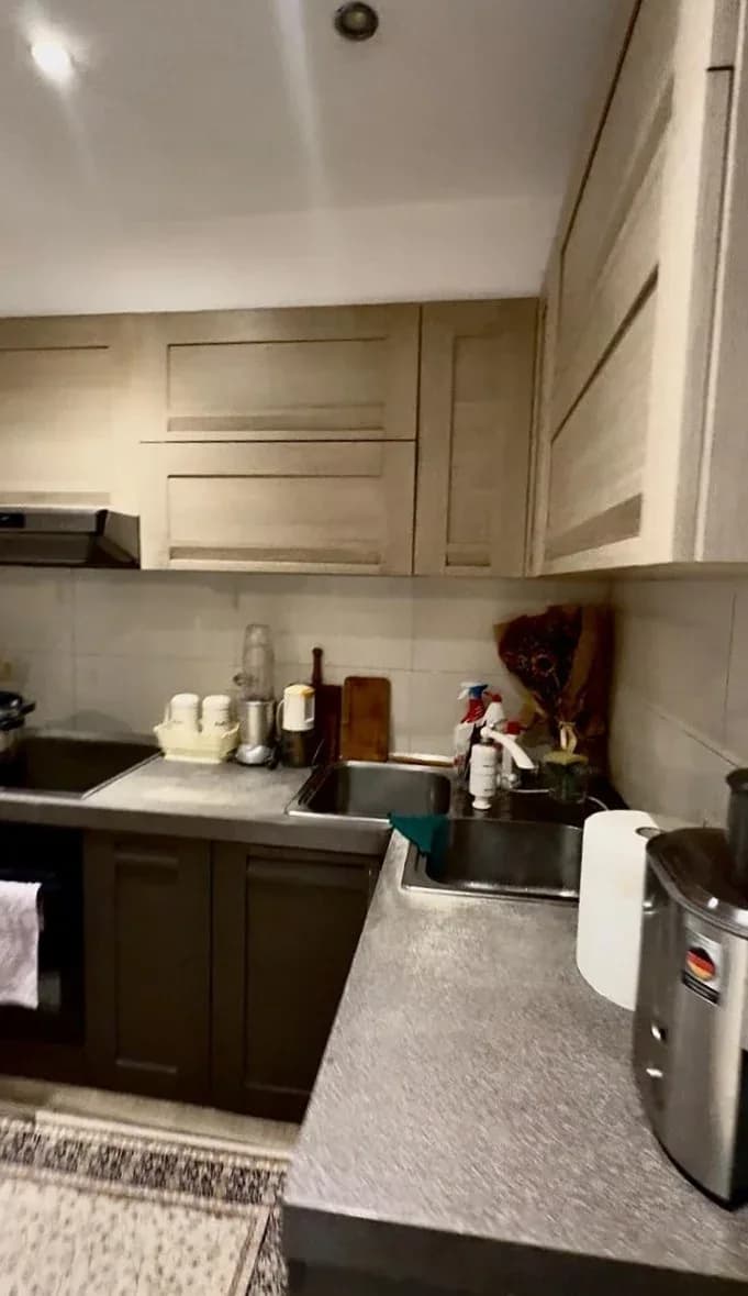 APARTAMENT NË SHITJE YZBERISHT, TIRANË 2