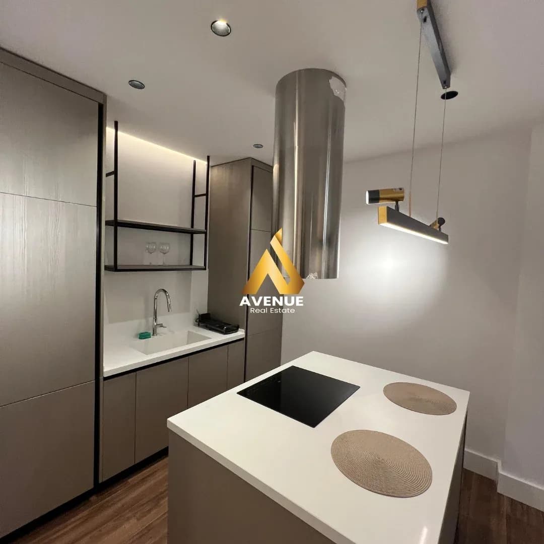APARTAMENT NË SHITJE GRAND GALLERY, YZBERISHT 4