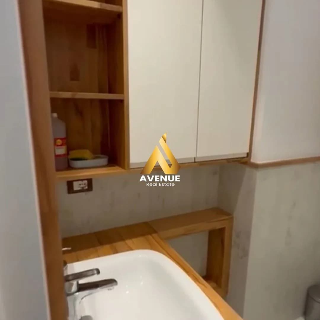 APARTAMENT ME QIRA 3+1+2 QENDRA KRISTAL TIRANË 4