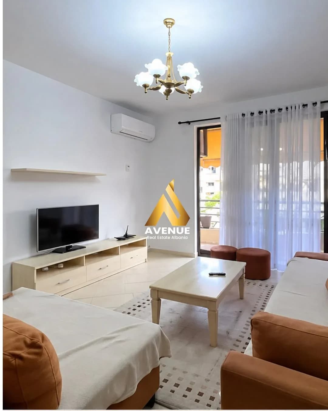 Jepet me qira apartament 3+1+2 te Rruga Panorama, Hipoteka, Tiranë