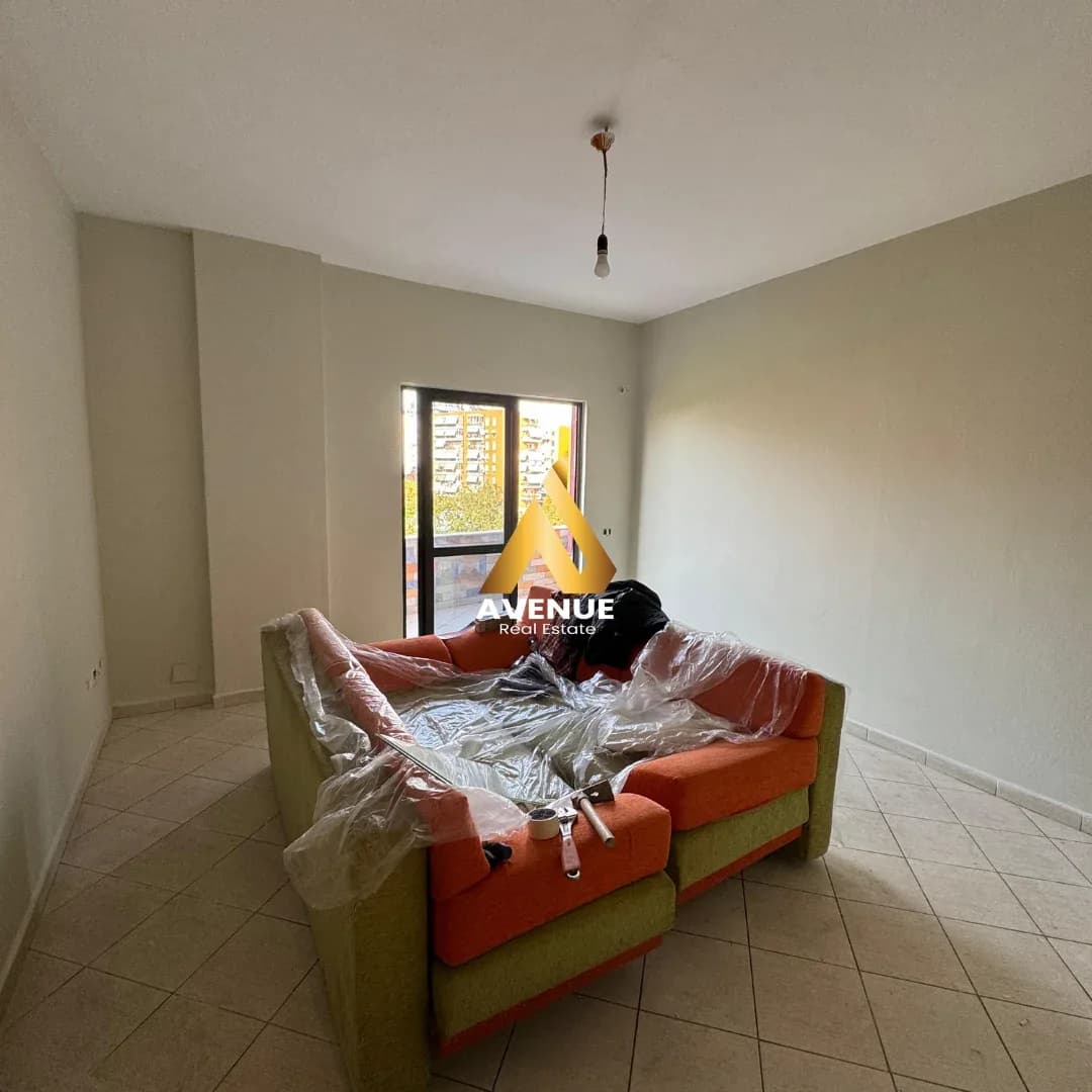 JEPET ME QIRA APARTMENT 1+1 BOSH PERBALL DELIJORGJIT