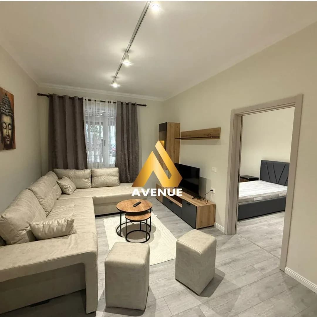 Jepet me qira apartament 2+1 – Bllok, pranë Gardës 2