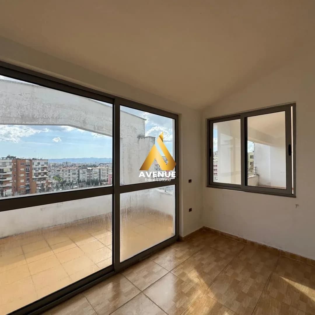 SHITET APARTAMENT 3+1+2+ VERANDE NE FRESK