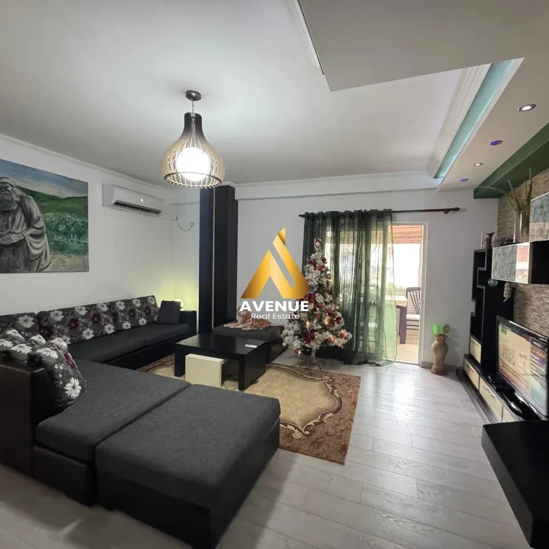 SHITET APARTAMENT 2+1 -BULEVARDI I RI, TIRANE