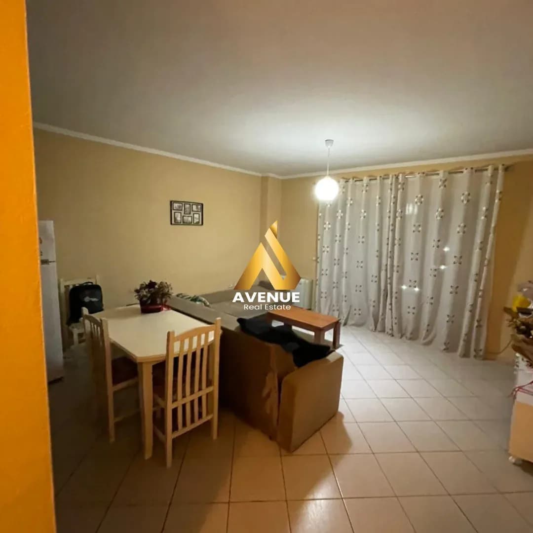 SHITET APARTAMENT – KOMUNA E PARISIT, TIRANË 2