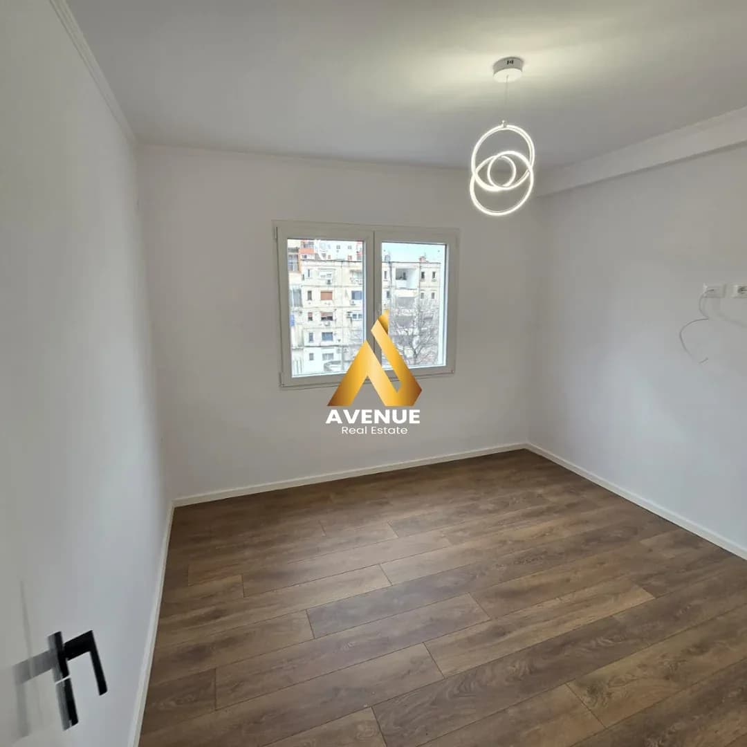 SHITET APARTAMENT 1+1- ALI DEMI- TIRANË 3