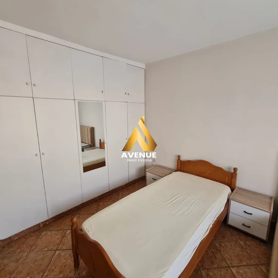 Jepet Apartament 2+1 Me Qira – Rruga e Elbasanit 3