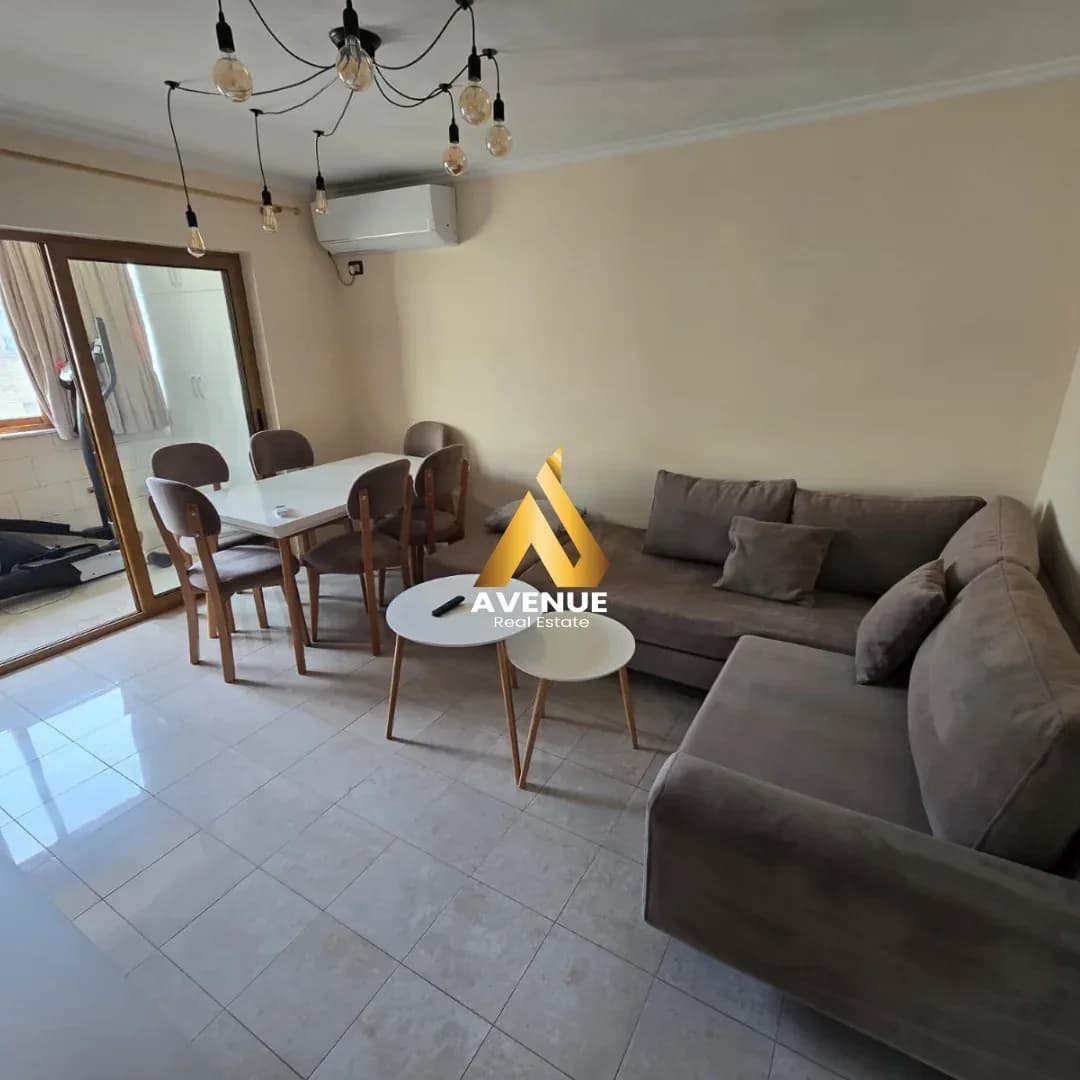 JEPET ME QERA APARTAMENT 1+ 1 -BULEVARDIT TE RI 2