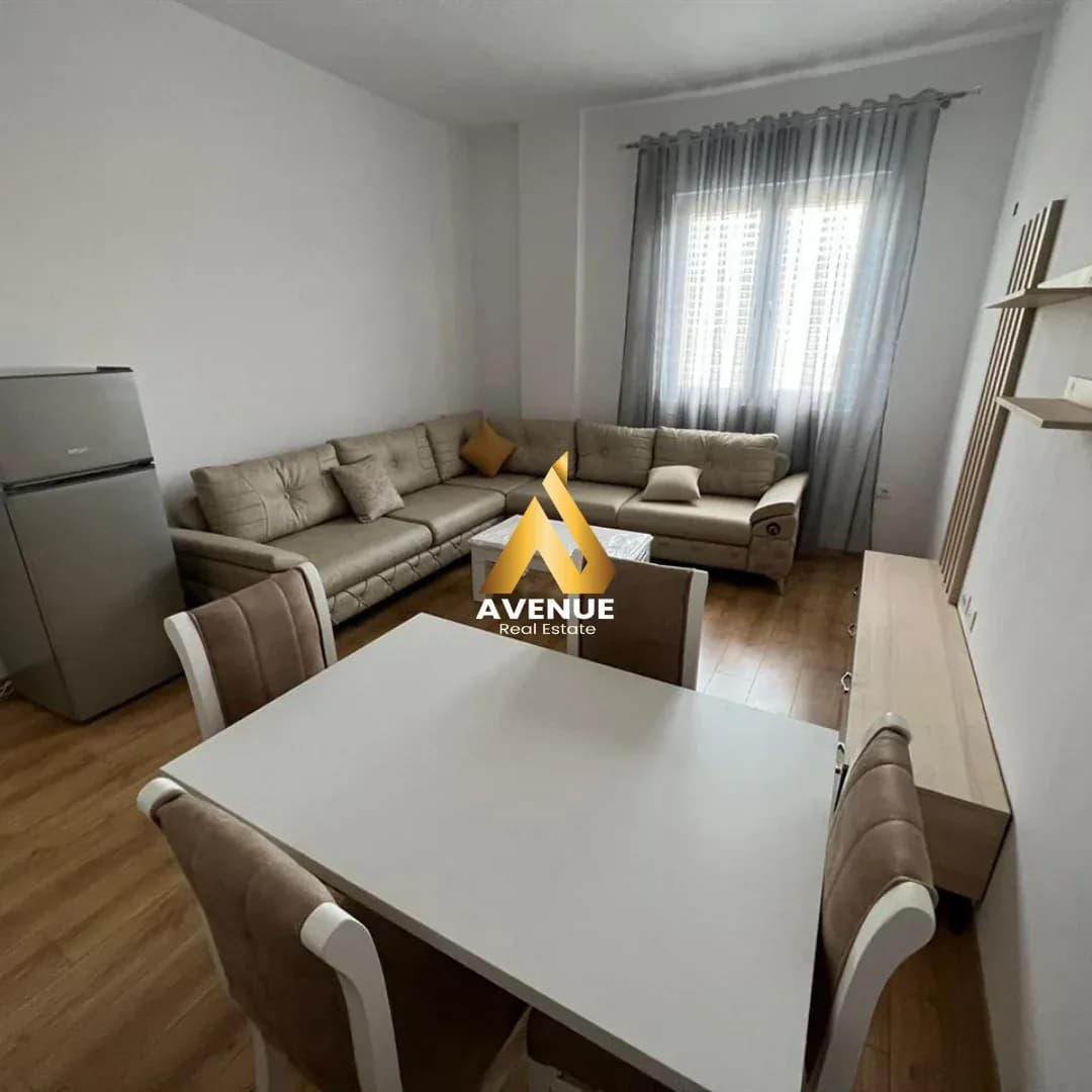 Jepet me qira apartament 2+1 – Kamëz 2