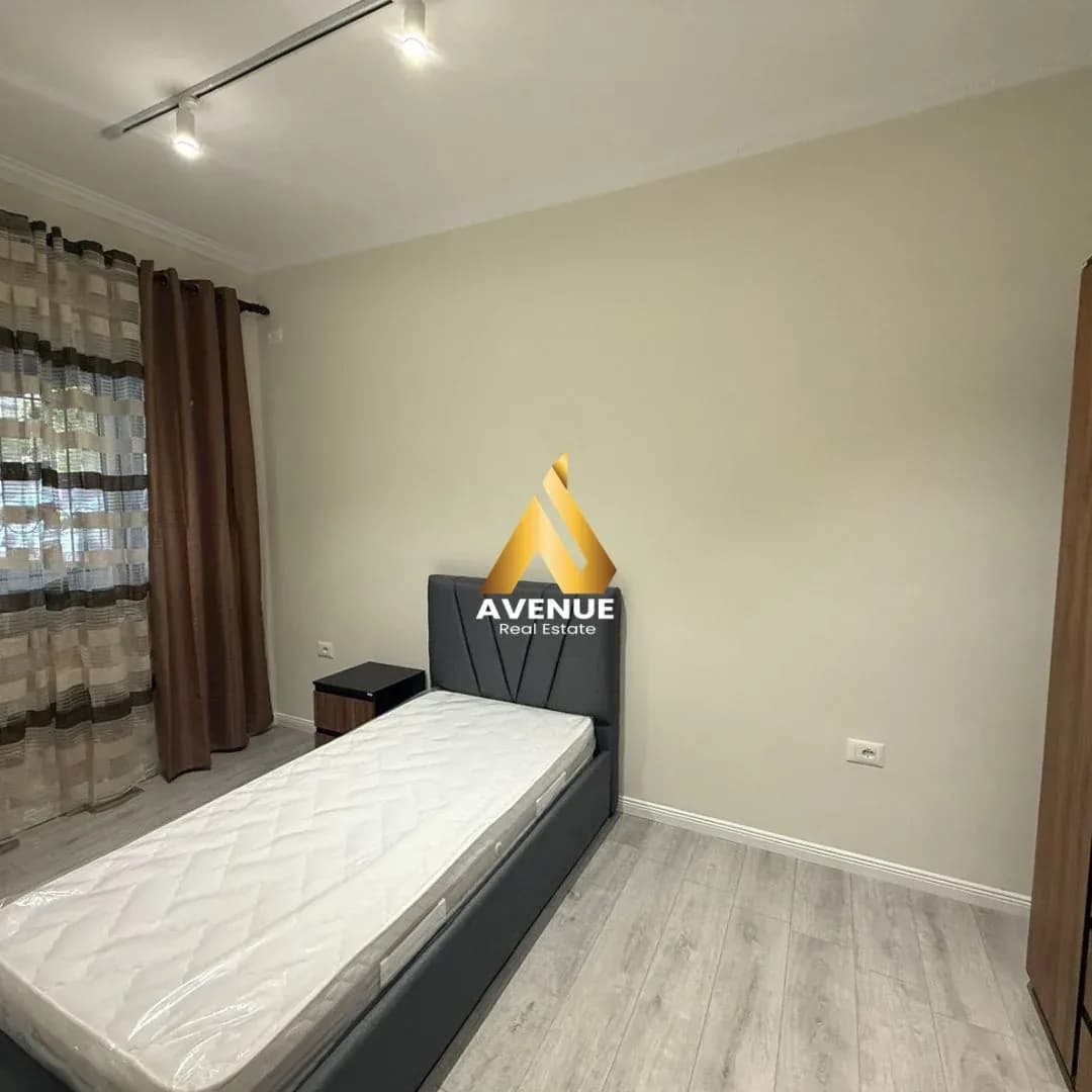 AMBIENT PREMIUM ME QERA CORNER RESIDENCE 2