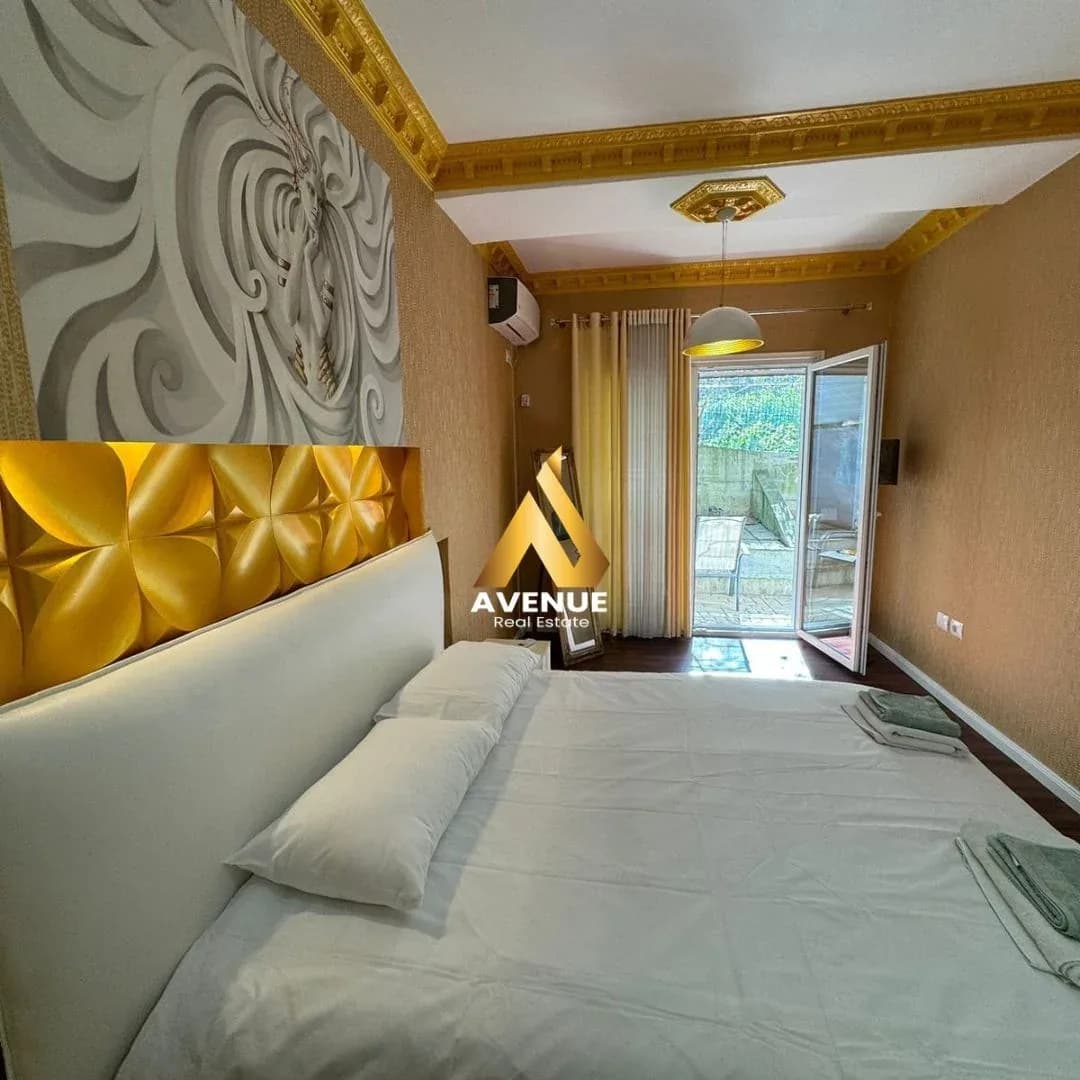 Jepet me qira apartament 2+1 te Liqeni i Thatë (buzë liqenit)