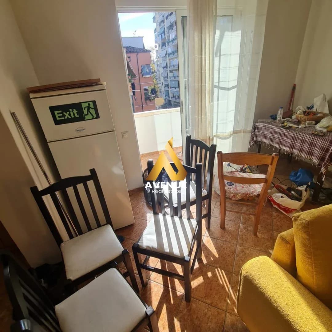 Jepet Apartament 2+1 Me Qira -Rruga e Elbasanit 2