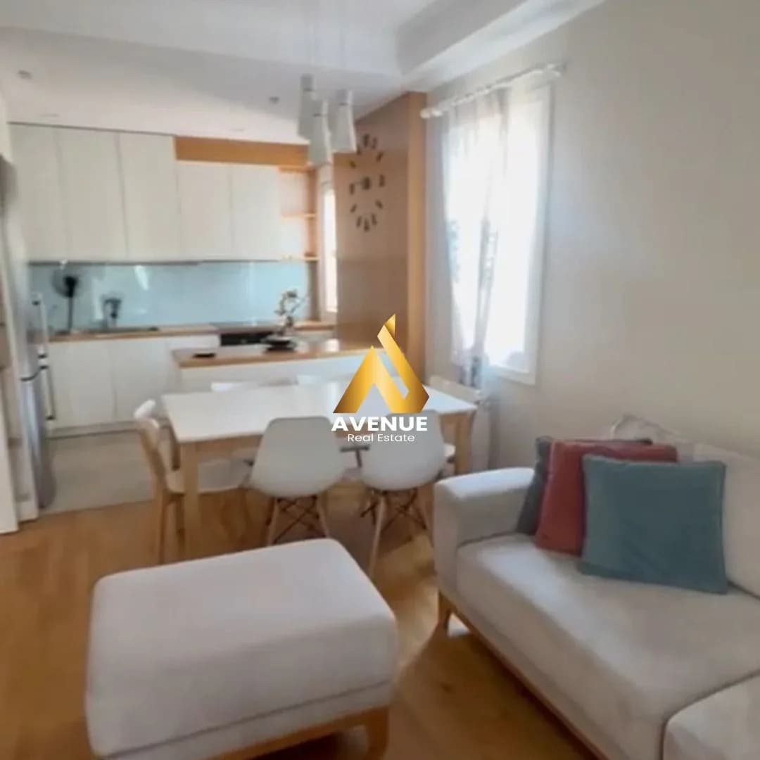 APARTAMENT ME QIRA 3+1+2 QENDRA KRISTAL TIRANË