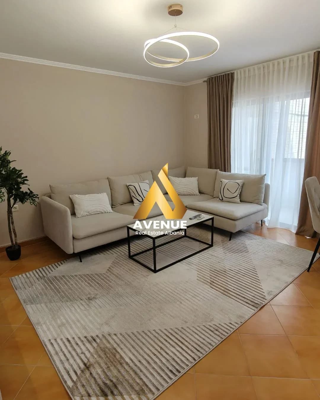 SHITET APARTAMENT 1+1 –VILA GOLD SELVIA TIRANË