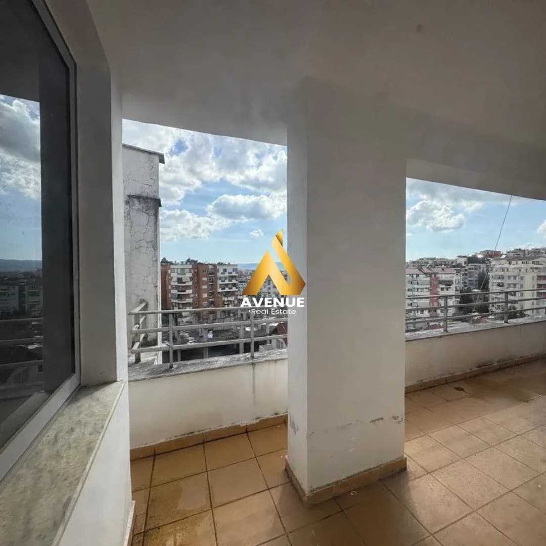 SHITET APARTAMENT 3+1+2+ VERANDE NE FRESK