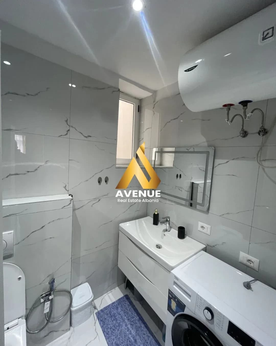 APARTAMENT ME QERA 2+1 21 DHJETORI 2