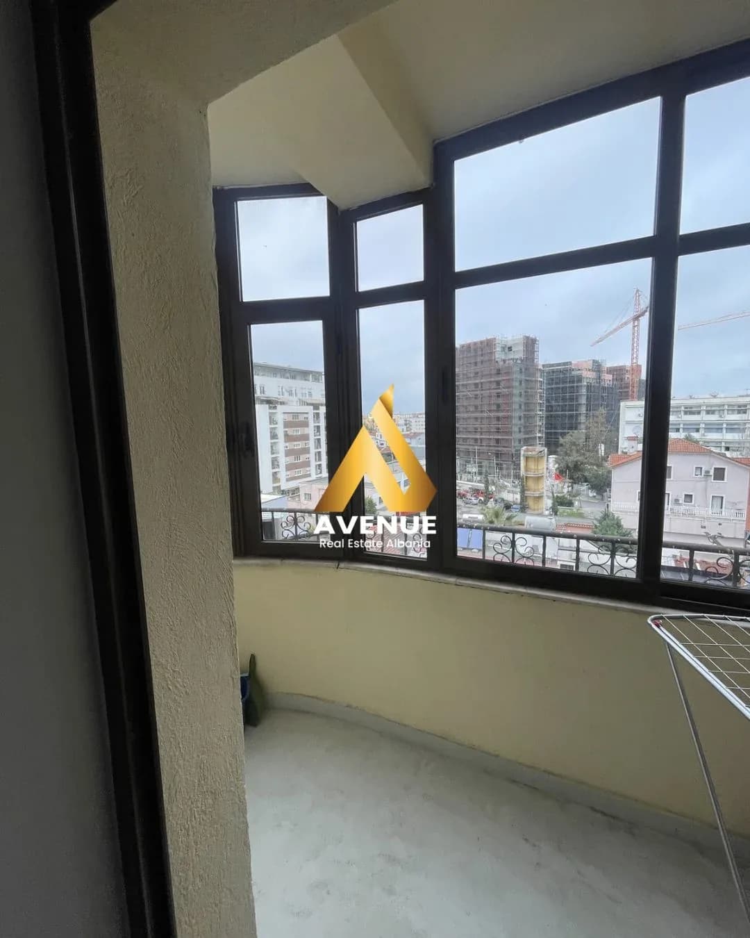 APARTAMENT ME QERA 2+1 21 DHJETORI 4