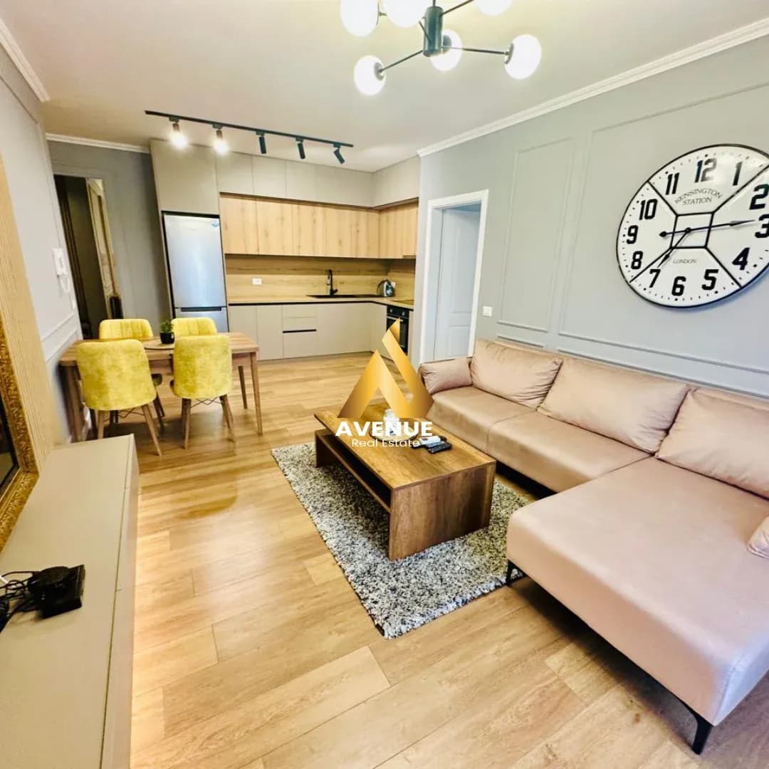 Jepet me Qera Apartament 2+1 – Astir