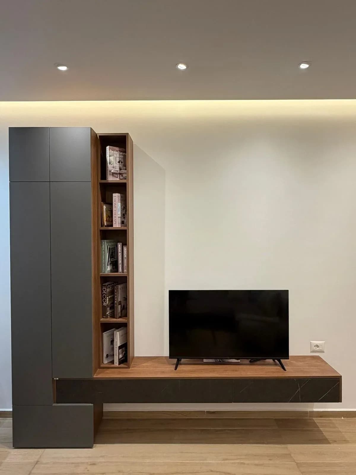 APARTAMENT ME QERA 1+1 – ZOGU ZI ,TIRANE 4