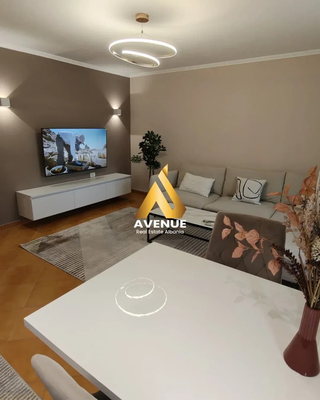 SHITET APARTAMENT 1+1 –VILA GOLD SELVIA TIRANË