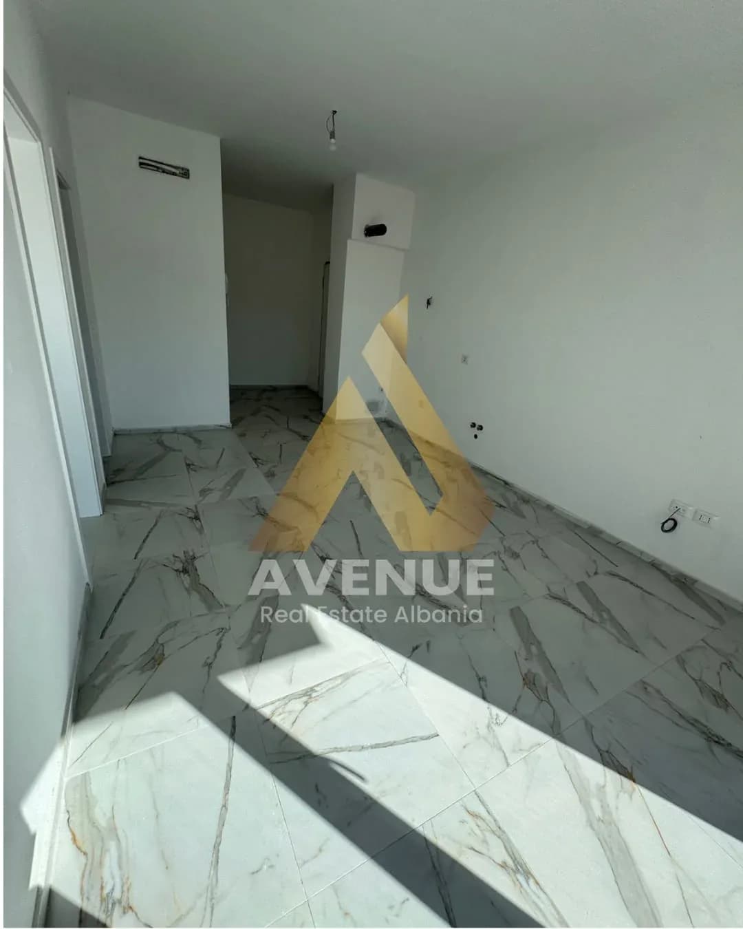 APARTAMENT 1+1 ME QERA KOMPLEKSI AURA, RRUGA DRITAN HOXHA, TIRANË 3