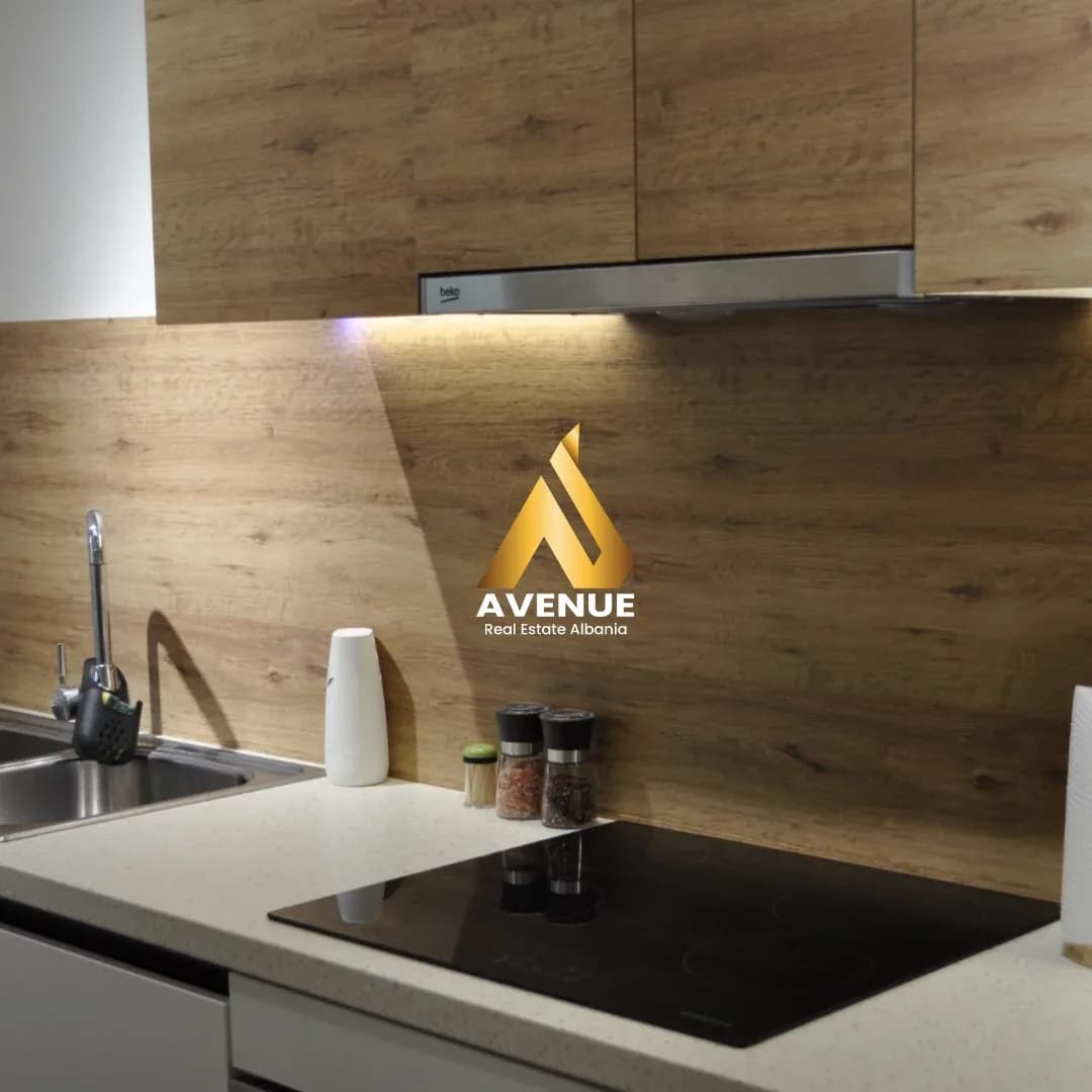 JEPET ME QERA APARTAMENT 2+1- RR ELBASANIT 2