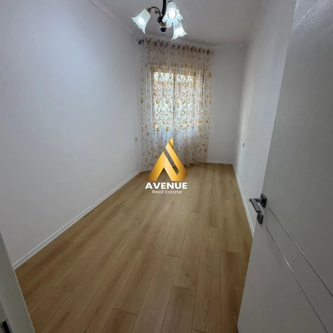 Shitet apartament 2+1– Fresk 4