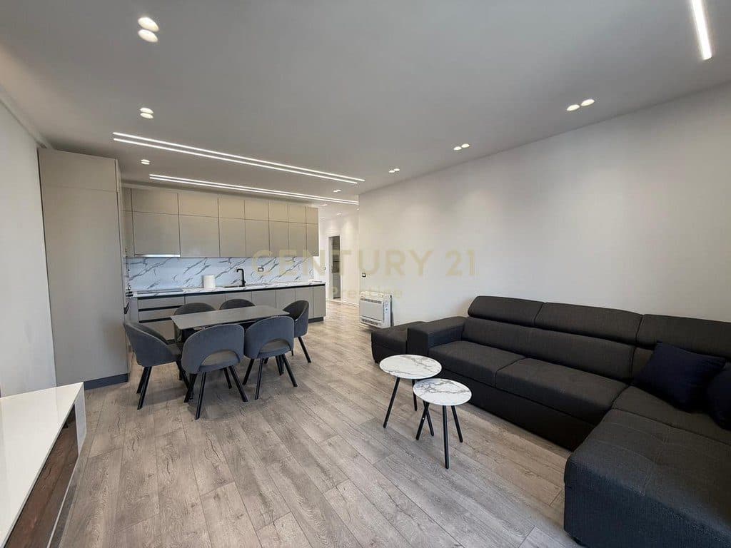 APARTAMENT 2+1+2 NE SHITJE, BULEVARDI I RI, TIRANE!