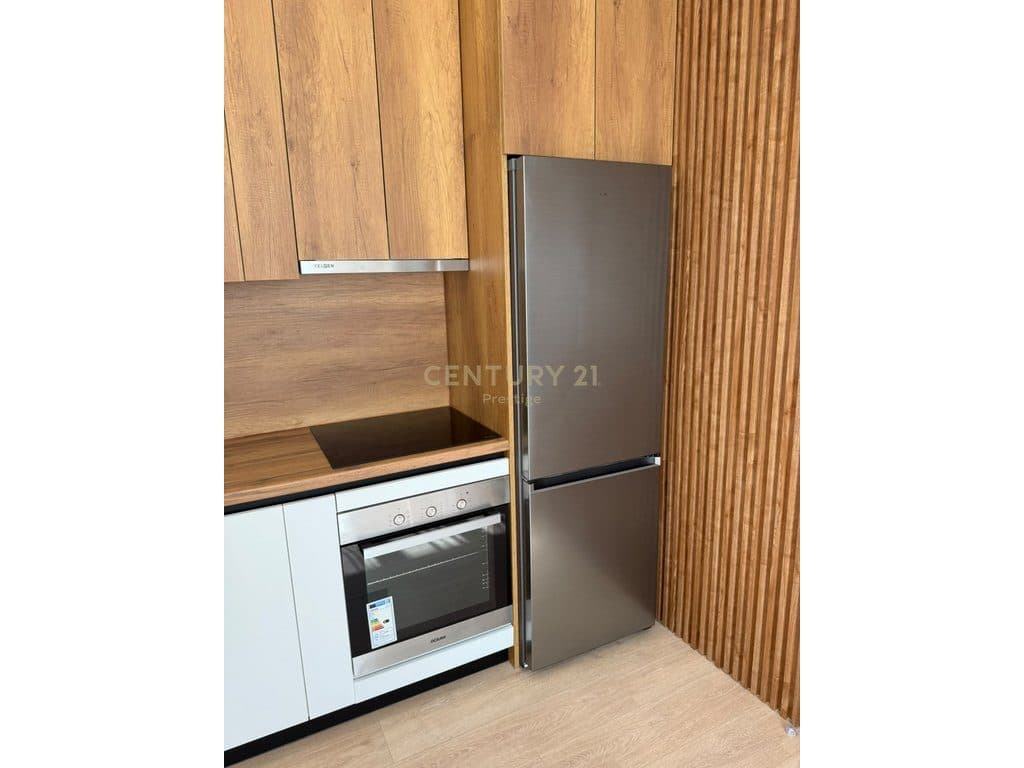 APARTAMENT 1+1 ME QIRA, MYSLYM SHYRI, TIRANE! 3