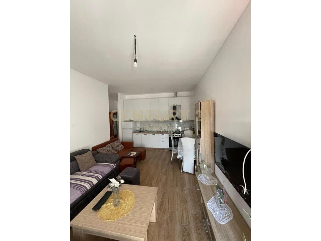 APARTAMENT I TIPOLOGJISE 2+1 ME QIRA, TEK ISH-DOGANA, TIRANE!