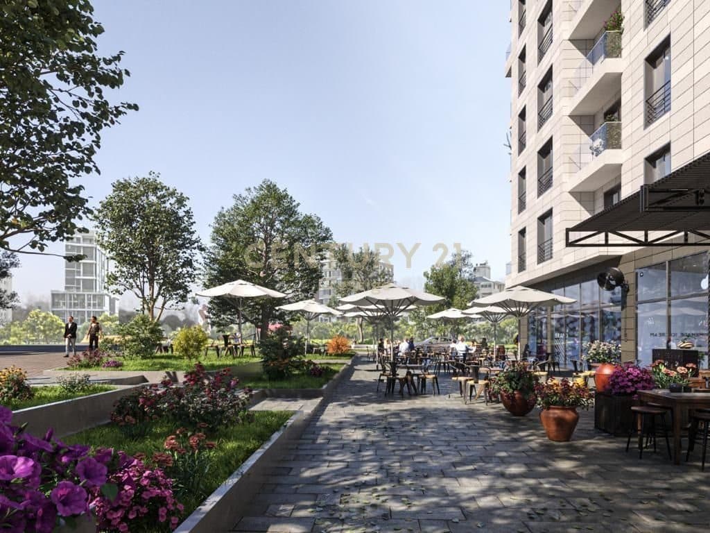 Ekskluzive shitet ambient komercial ne Rezidencen Erli perballe UET ne Porcelan! 1