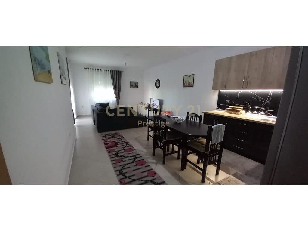 APARTAMENT 2+1+2 ME QIRA, VENDOSUR NE SHKOZE! 3
