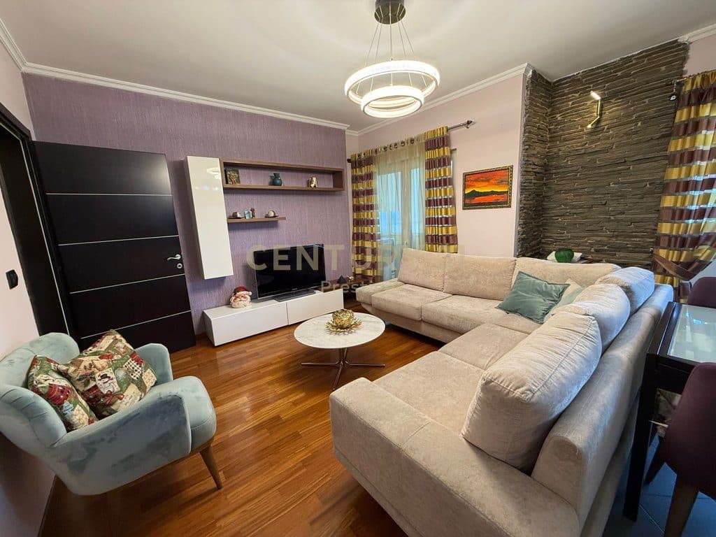 APARTAMENT 2+1+POST PARKIMI ME QIRA PRANE "AMBASADOR 3", TIRANE! 2