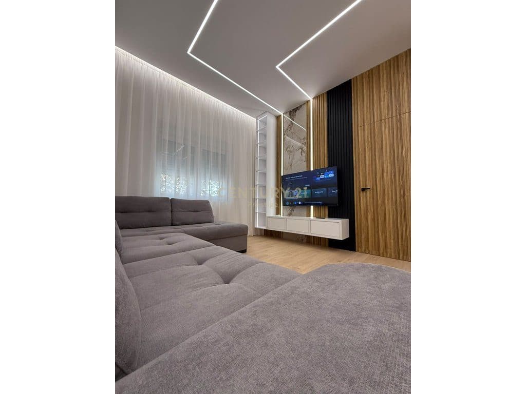 APARTAMENT 1+1 ME QIRA, MYSLYM SHYRI, TIRANE!