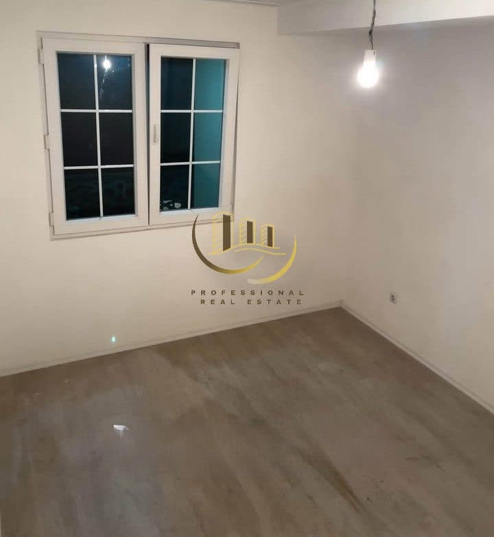 Shitet banesa në Fushë Kosovë 3