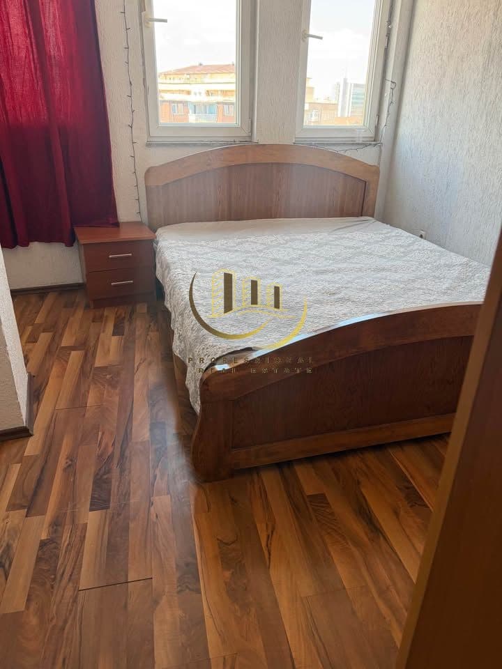 Banesë me qira në Qendër 3