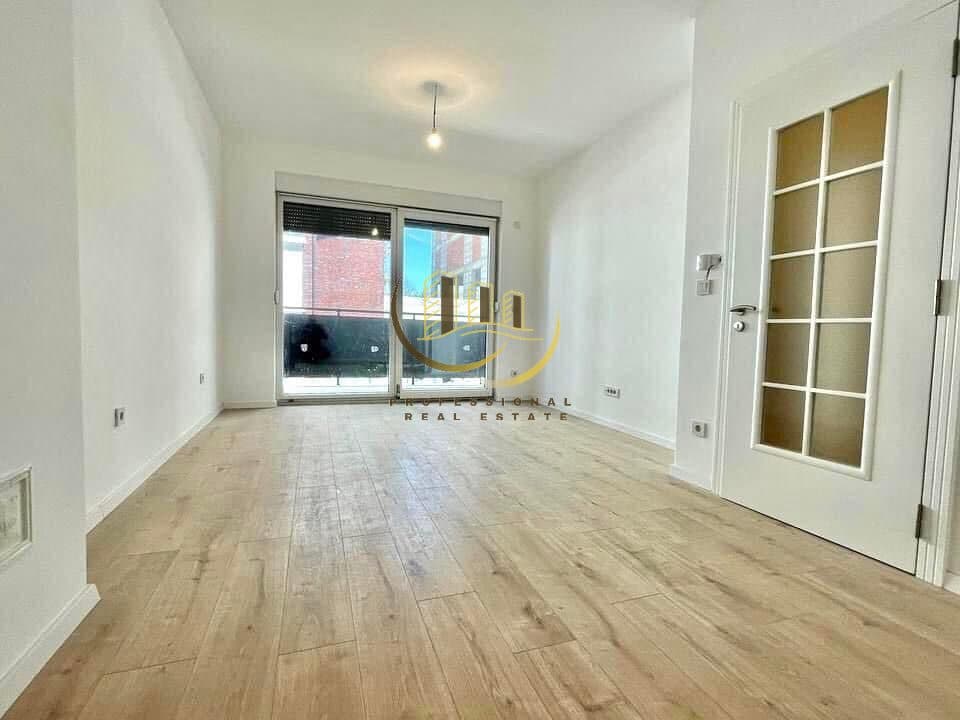 SHITET Banesa te Prishtina e Re