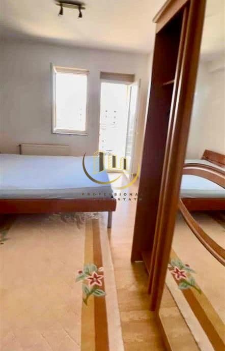Banesë me qira në Qendër 4