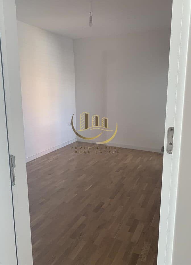 Banesë Zyre me qira në Aktash 3