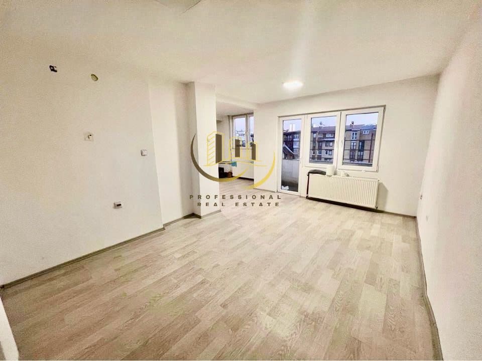 SHITET Banesa Duplex në Dardani