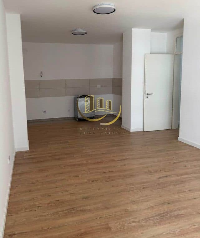 Banesë Zyre me qira në Lagjën Kodrina 2