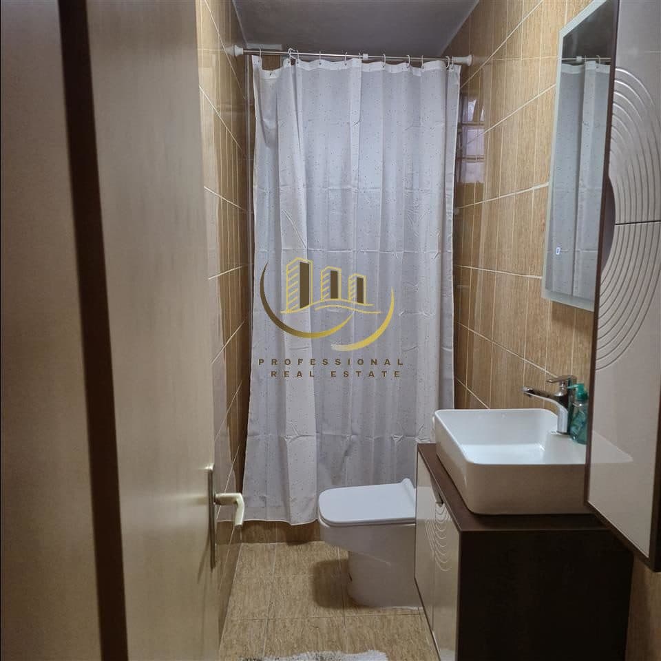 Kat i shtëpis me qira në Arbëri Dragodan 4